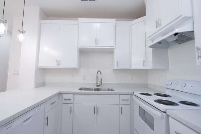 Foto del edificio - 2020 E Valley Cir