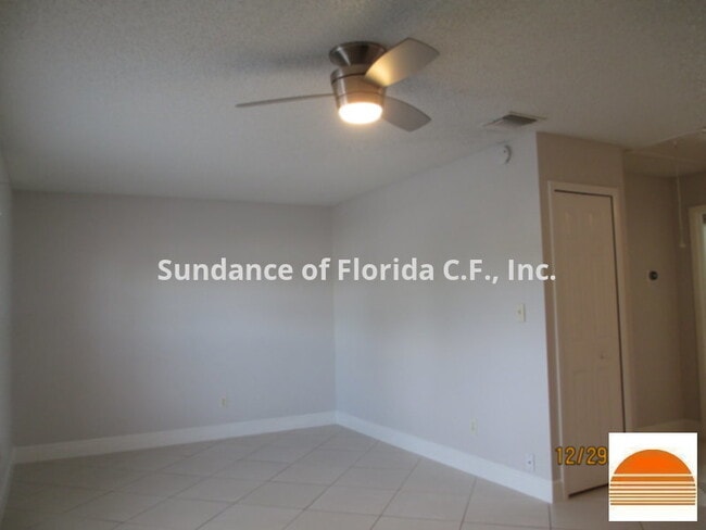 Building Photo - Community Pool; Osceola County