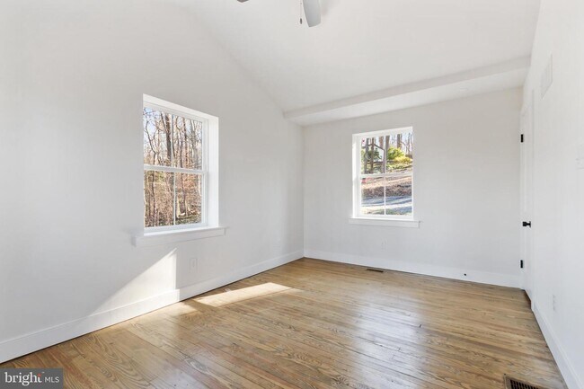 Building Photo - 6115 Stoney Hill Rd