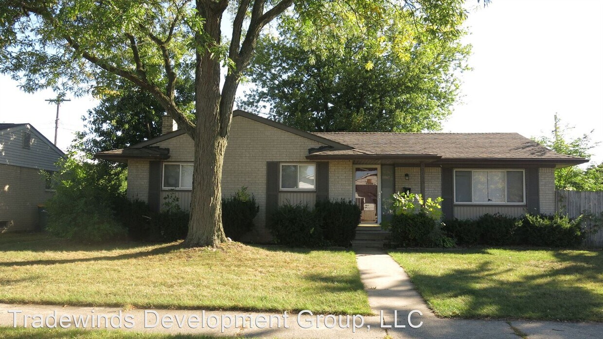 3 br, 1.5 bath House 30455 Cherry Ave. House Rental in Romulus, MI