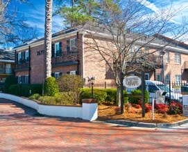 Building Photo - 3675 Peachtree Rd NE