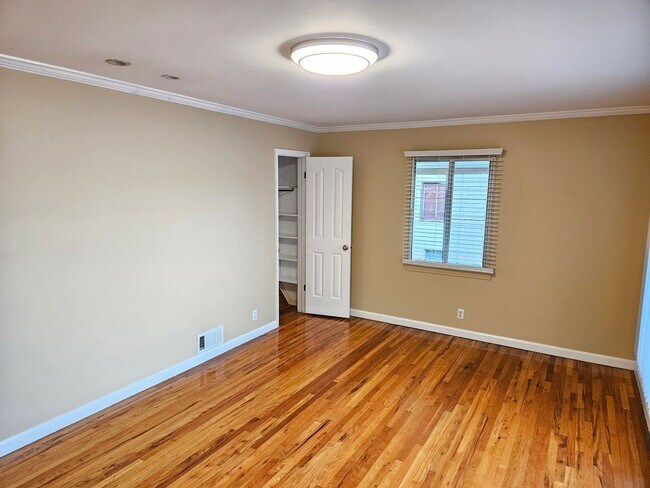 Building Photo - Newly Remodeled 4 Bd 2 Ba In Bountiful