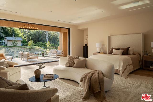 Foto del edificio - 5287 Round Meadow Rd