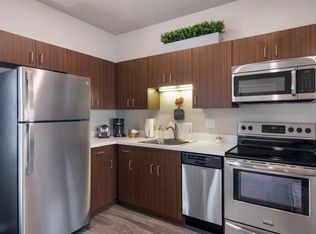 Foto del edificio - 619 E Eighth St