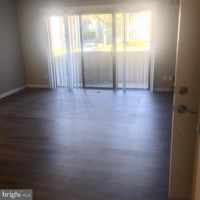 Building Photo - 1609 Woodhollow Dr