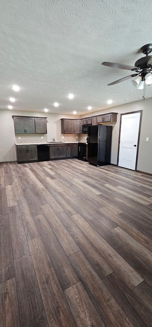 Foto del edificio - Newly constructed 2-bedroom, 1 bathroom, 2...
