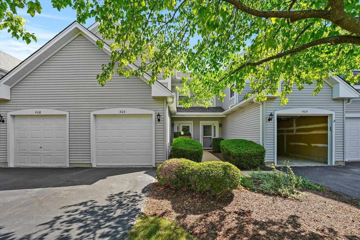 Foto principal - 406 Cobblestone Ct