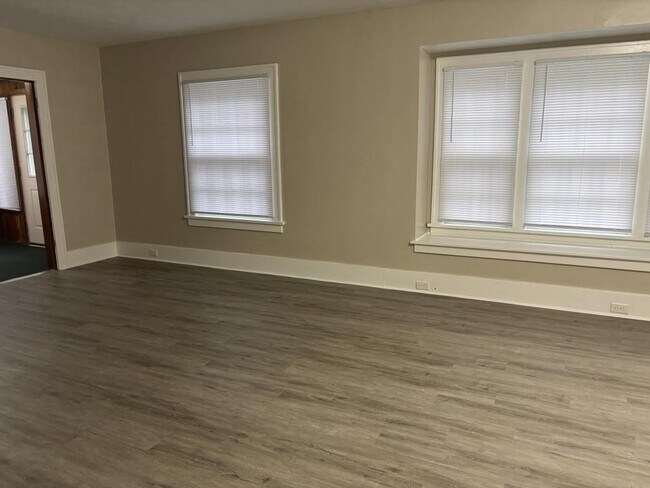 Foto del edificio - 537 N Dartmouth St