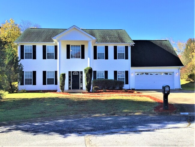 Building Photo - 106 Sweetland Ct