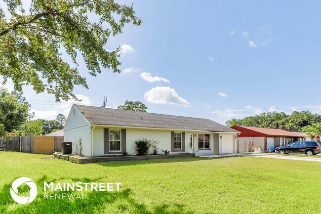 Building Photo - 1693 Susan Dr