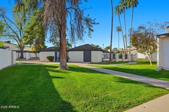 Building Photo - 1051 S Dobson Rd