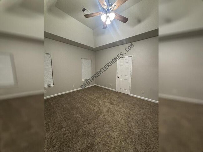Foto del edificio - 9 Summer Ridge Ct