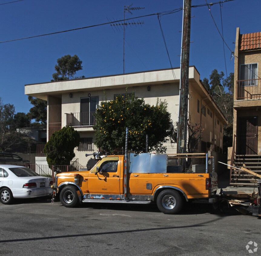 Building Photo - 1011 Doyle Pl