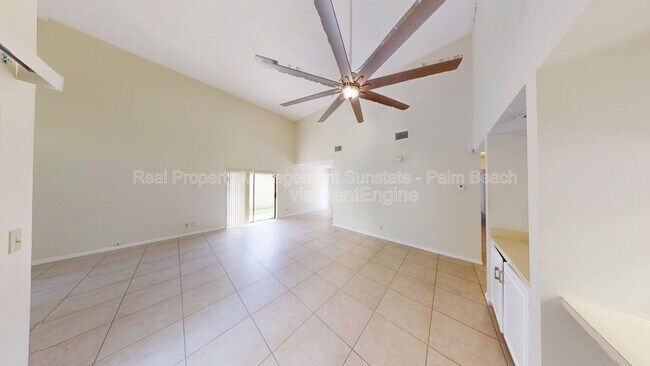 Foto del edificio - 3149 Kingswood Terrace