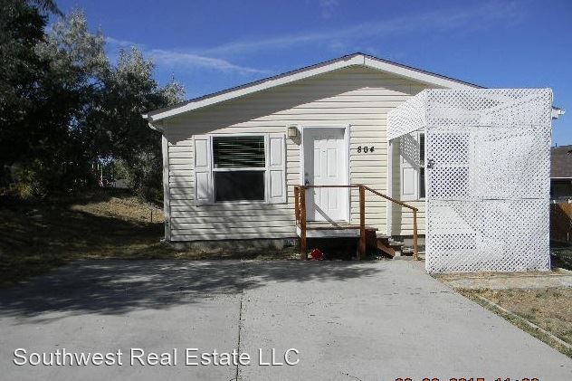 Primary Photo - 3 br, 2 bath House - 804 Maple