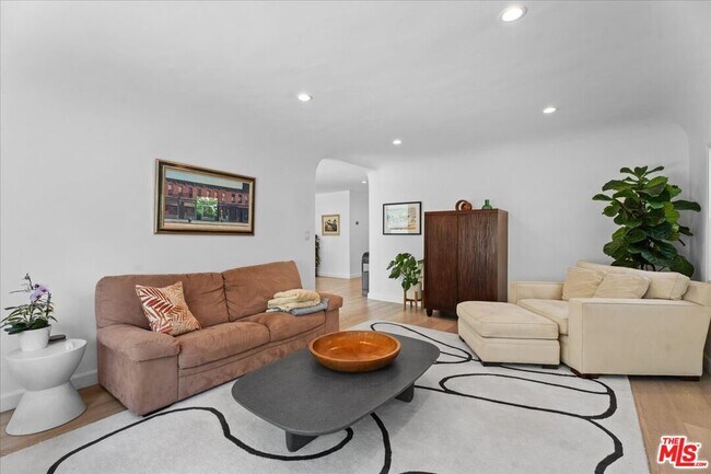 Foto del edificio - 459 Kings Rd