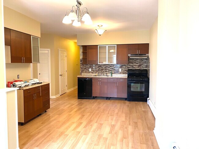 Foto del edificio - 200 Ridge Rd