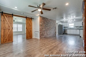 Foto del edificio - 479 S Sycamore Ave
