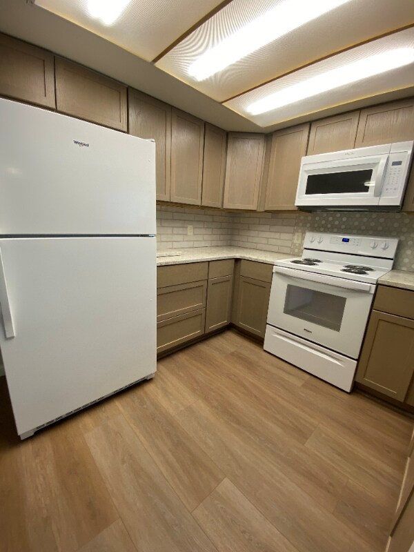 Building Photo - 4505 Dos Rios Ct