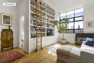 Building Photo - 360 Furman St