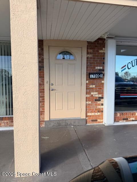 Building Photo - 1704 Aurora Rd