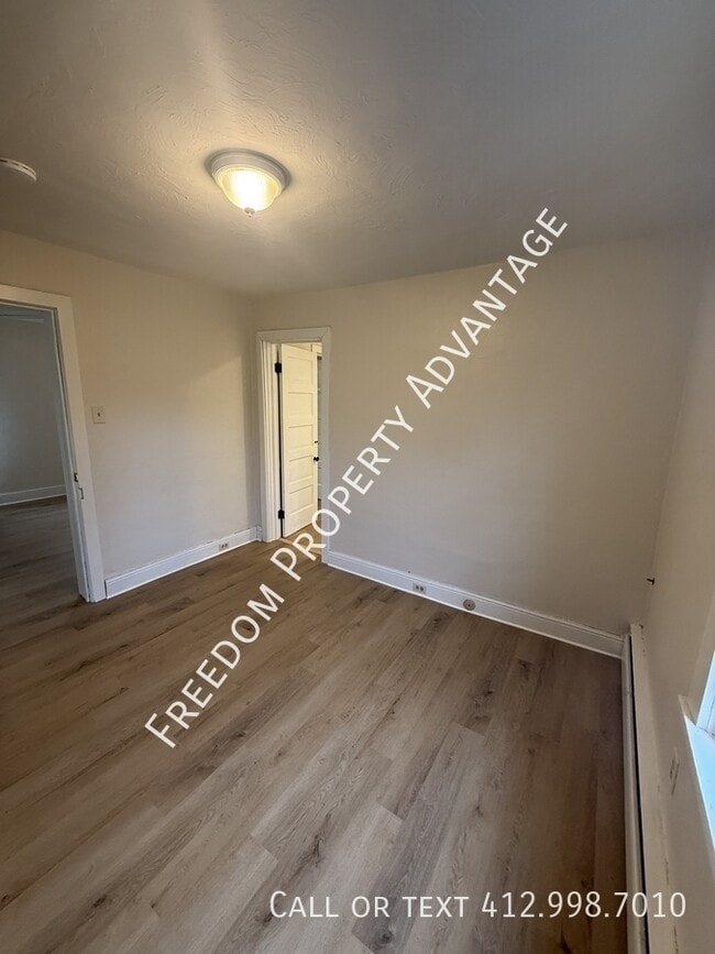 Foto del edificio - 1305 Stem St