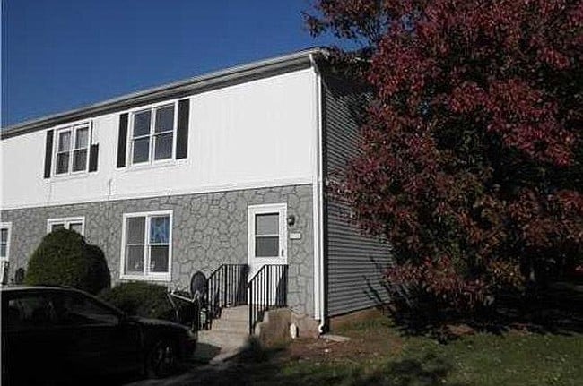 Building Photo - 4508 Hana Rd