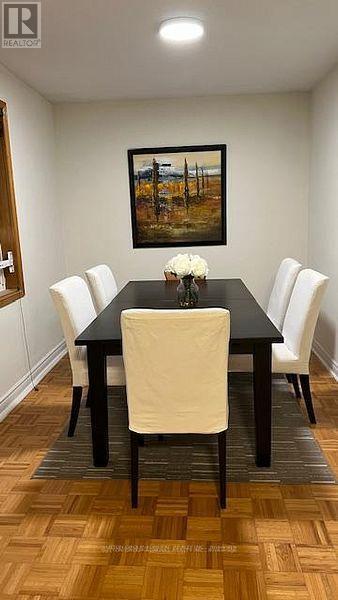 Photo du bâtiment - 35 Verwood Ave