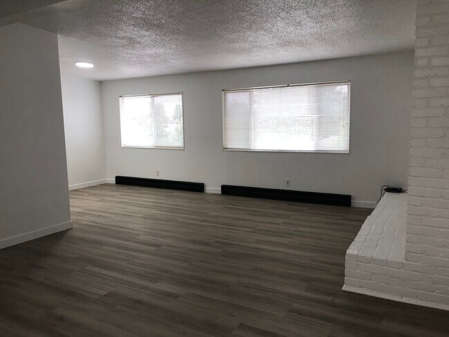 Foto del edificio - 1735 NE Wheatland Dr