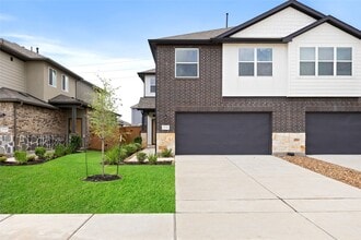 Building Photo - 2707 Bronze Vis Dr