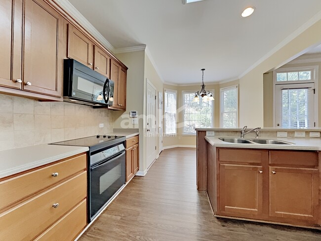 Foto del edificio - 7258 Grand Reunion Dr