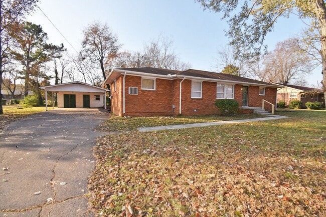 Building Photo - 3BR+bonus room home in North Murfreesboro, one level, Siegel Middle & High!