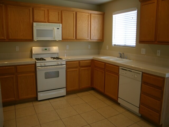 Foto del edificio - 9342 Aventurine Court