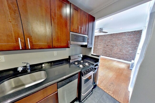 Building Photo - East 100th Street