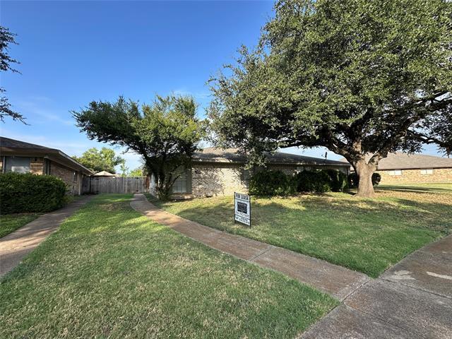 Foto principal - 306 Towne House Ln