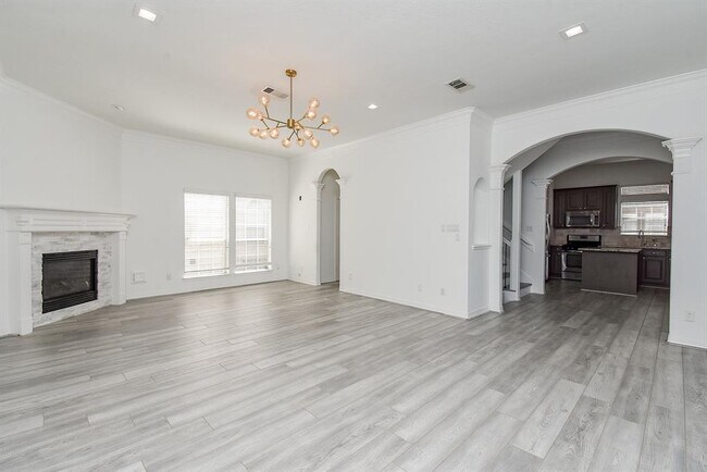 Building Photo - 5217 Blossom St