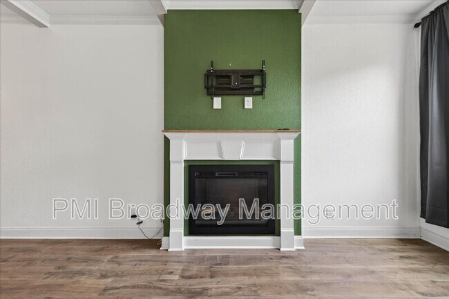 Foto del edificio - 1264 Black Oak Cir