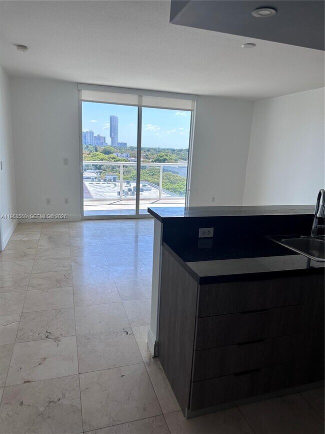 Foto del edificio - 1401 SW 22nd St