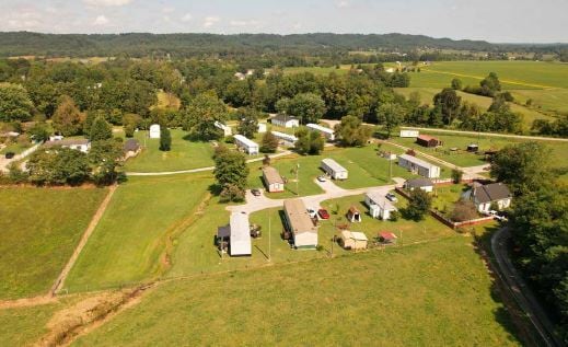 Building Photo - 599 Harris Creek Rd