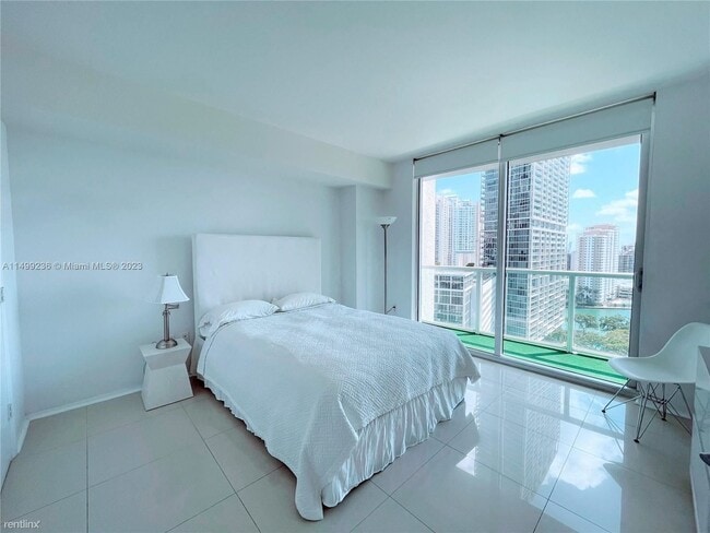 Foto del edificio - 2 br, 2 bath Condo - 500 Brickell Ave Apt ...