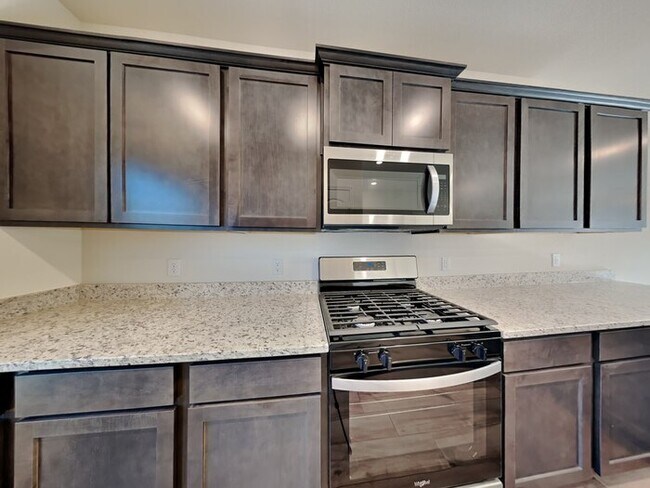 Building Photo - 9609 Teton Vis Dr