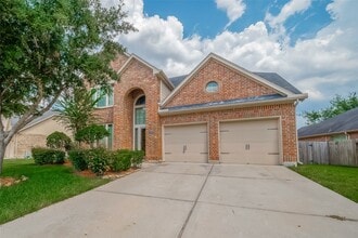 Building Photo - 16010 Juniper Shores Dr