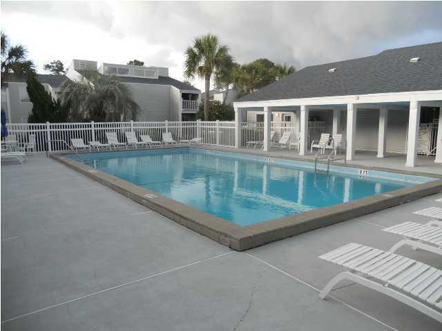 Building Photo - Bayfront Beauty with Sunset Views