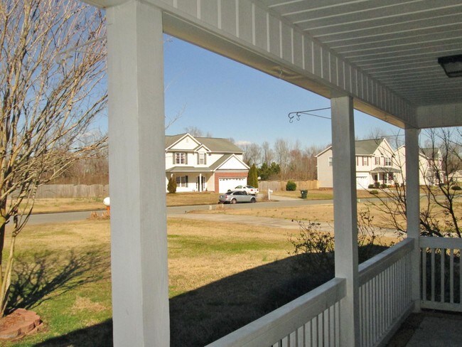 Building Photo - 104 Orkney Dr