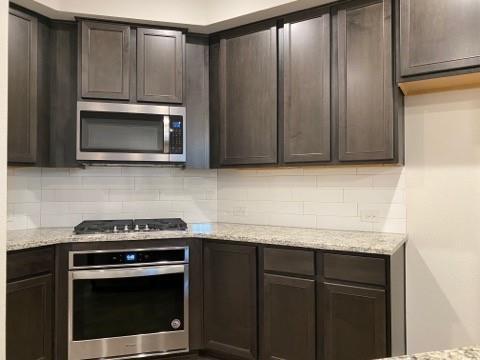 Foto del edificio - 2405 Klamath Dr