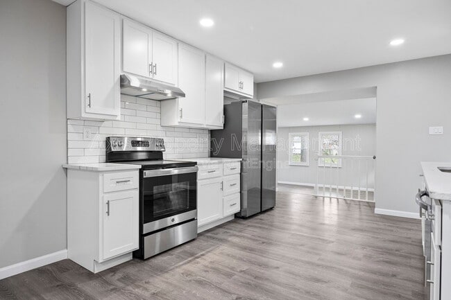 Building Photo - 537 Lynn Haven Ln