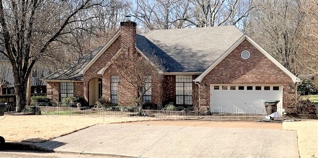 Building Photo - 2319 Brannick Dr