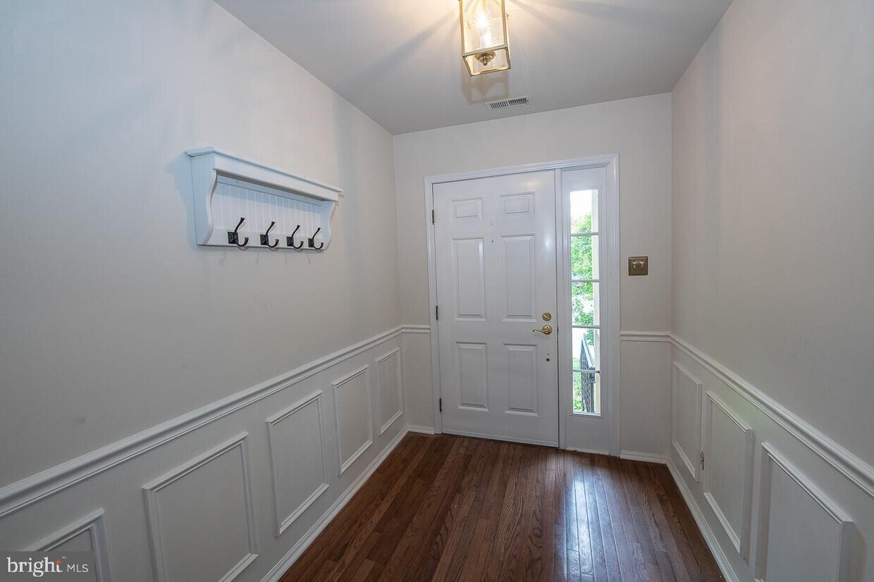 104 Weatherstone Dr, Paoli, PA 19301 Townhome Rentals in Paoli PA