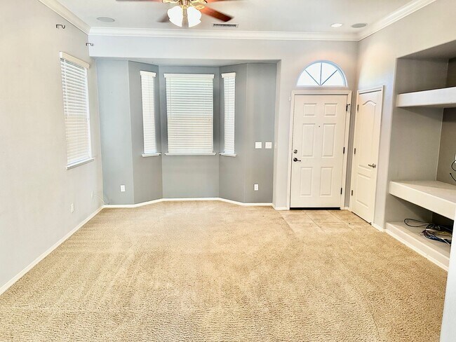 Building Photo - 4048 W Apple Tree Ln