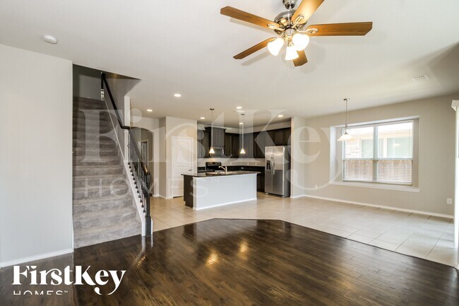 Foto del edificio - 3712 Fossil Tree Ln